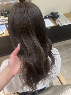 マロンベージュ