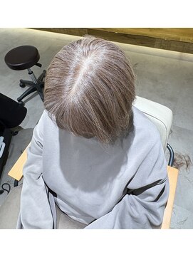 ベコ(Beco) 丸みショート◎30代40代50代60代/白髪ぼかし/グレージュ