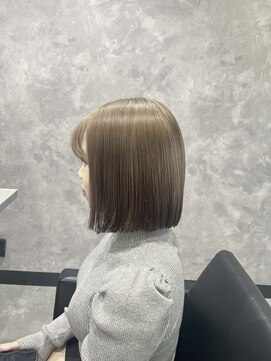 メゾンセブンルックス 宇都宮簗瀬店(Maison 7LOOKS) ミルクティーベージュ×ボブヘア《手塚》