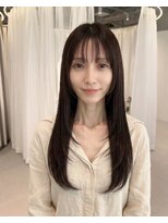 ハーツオオサカ(HE:ARTS OSAKA)&nbsp;大人女性にも似合う韓国レイヤーロング