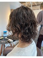 ビハインドザカーテン(BEHIND THE CURTAIN)&nbsp;くせ毛カット×レイヤーボブ×くせ毛を活かしたパーマ風ヘア