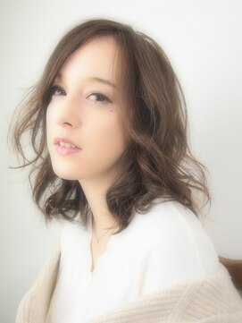 コニ(Coni) 【伸ばし中の方オススメ】カールミディ♪