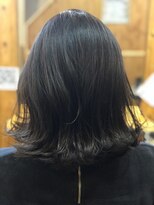 ララテラス(LaLa Terrace)&nbsp;スモーキーアッシュ×外ハネ切りっぱなしボブ