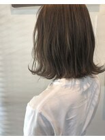 ヘアデザイン ソラ(Sola) くすみベージュカラー×ふんわり外ハネボブヘア