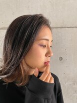 エレナ(Helena)&nbsp;チラ見せパープルインナー