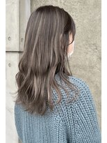 ビュートヘアー(Viewt hair) 【viewt hair】ハイライト×シルバー　福山市