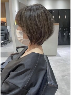 サロンドミルク 新百合ヶ丘店(salon de MiLK) 大人可愛い脱白髪染めハイライトショート［新百合ヶ丘］