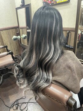 ディー エメ(D-aimer-) グレー×グレーハイライトエクステ☆