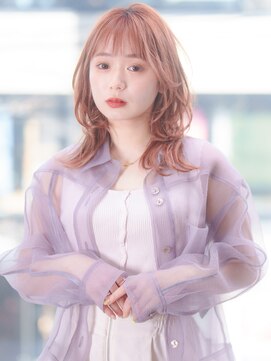 ヴィアラ 自由が丘(VIALA) 【VIALA 自由が丘】フェミニン×ミディアムウルフ