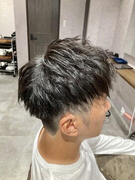 ティーリング(T ring) 爽やかアップバングショート