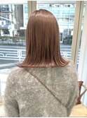 ハイトーン　ベージュ　ミディアムボブ　シアーブラウン　透明感