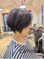 ヘアデザインアトリエ キャンプス(hair design atelier Camps)&nbsp;大人な前髪のセンターパートショートレイヤー
