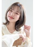 小顔外ハネミディアムアッシュ20代30代40代くびれミディ韓国ヘア