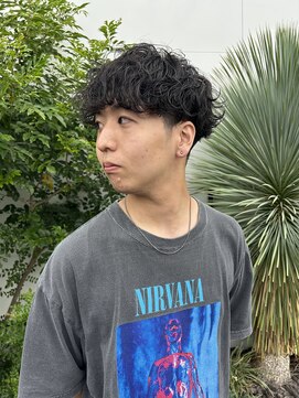 ウシワカマル ミライ(USHIWAKAMARU MIRAI) 【10代~30代必見!大人気☆波巻きパーマ】