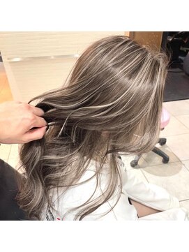 ブレンド 渋谷(BLend) 前髪ハイライトカラーこなれミディイメチェンウェーブパーマ