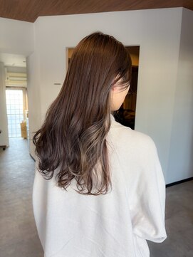 スリーバイザサロン(THREE by the salon) やわらかインナーカラー