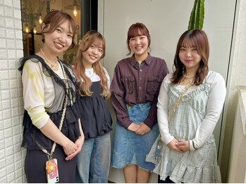 オッジバイケンジ(oggi by KENJE)の写真/【女性スタイリストのみ在籍】同性目線の"可愛い"をご提案◇居心地よくゆったりくつろげると好評♪