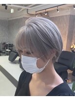 アレンヘアー 八尾店(ALLEN hair)&nbsp;ホワイトショート/ケアブリーチ