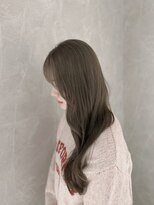 コモダ 神戸三宮(comoda)&nbsp;冬の大人かわいいミルクティーグレージュ