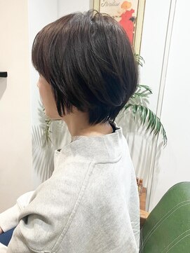 ポンテ(PONTE) 丸みのあるショートボブ