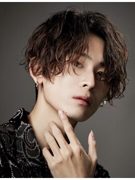 アストラ(ASTRA) MEN’S HAIR/波巻きツイストスパイラル/リバースセンターパート