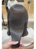 ソワンドゥブレス 大日店 (soin de brace) ・ミディアムストレート×髪質改善ストレート