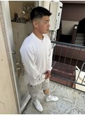 【フェードカットで清潔感と男らしさを】