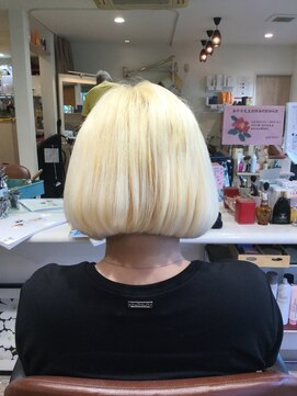 ヒロミライフ 昭和町店(Hiromi Life) ホワイトブリーチ