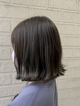 ヘアーアートミュージアム(Hair Art Museum) カーキアッシュ☆