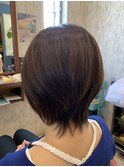 毛先が軽いショートレイヤー