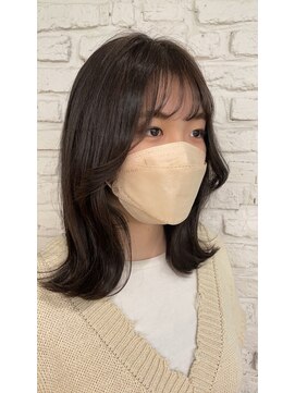 リーホリエ(Lee Horie) 【石森】オルチャン×鎖骨ミディアム