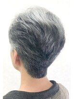 黄ぐまくん美容室 ショートレイヤー