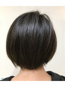 美容室 ステラ ミディアムマッシュレイヤーボブ