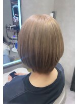ニーナ ビューティーサロン(NINA Beauty Salon)&nbsp;初・ハイトーンショート#ダブルカラー#イメチェン