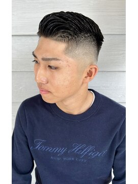 スタンドバーバー 柏(STAND BARBER) ダークアッシュ/アッシュブラック/カルマパーマ/ベリーショート