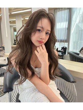 リリー(Lilley) 天神韓国ヘア/髪質改善/前髪カット/ブリーチなし/韓国風レイヤー