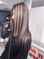 キング 梅田(K!ng)&nbsp;縮毛矯正髪質改善ハイライトレイヤーカット梅田美容室エクステ