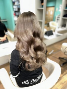 リーホリエ(Lee Horie) 【Gyo】巻いても映える？！髪質改善ストレート