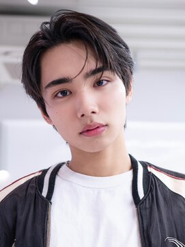 ハバナ 新宿(HAVANA) ソフトツーブロック/刈り上げ/センターパート/ツイスト/ビジネス