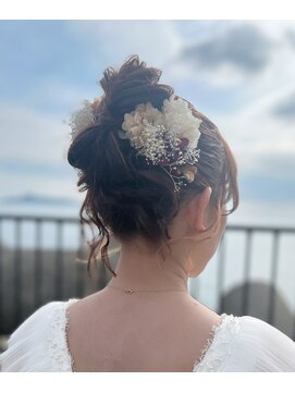 ローグ(Looog) 編みおろしヘアセット☆