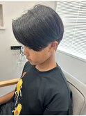ジュニア 刈り上げショート女子