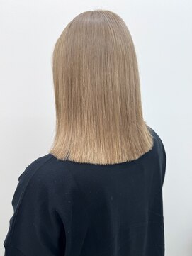 アニー 松戸(ANNI) ミディアムヘア/暗めカラー/グランマッシュ/松戸駅