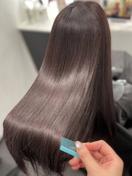 ピリオド 松阪(Period.) ロングヘアー　暖色ブラウンボルドー　髪質改善Period.松阪