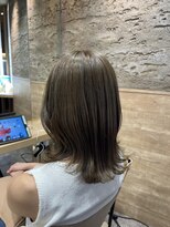 アンリオ ティエラ(an rio TIERRA)&nbsp;秋のオリーブカラー　くびれミディアム