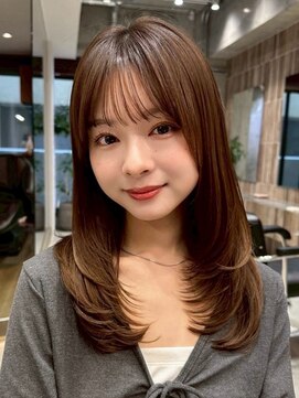 ファルベ(Farbe) 黒髪/オリーブグレー/小顔/ココアベージュ