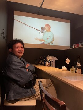 カリーズ(KULLY's) Hair salon KULLY's & Cafe bar