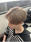 ミルクティーベージュ