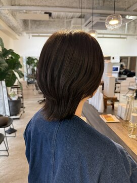 ルチア パリ(Luccica PARIS) 【Luccica Paris takako】ウルフカット