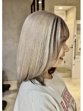 エリマ 調布(elima) 調布ダブルカラーレイヤーボブウルフショートヘアベージュカラー