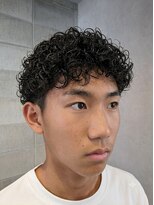 ワンワンオー バーバーショップ コンチネンタル(@110 BARBER SHOP continental)&nbsp;スペインカールフリンジカットジェットフェード